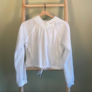 Lululemon Hoodie in White, Size 6